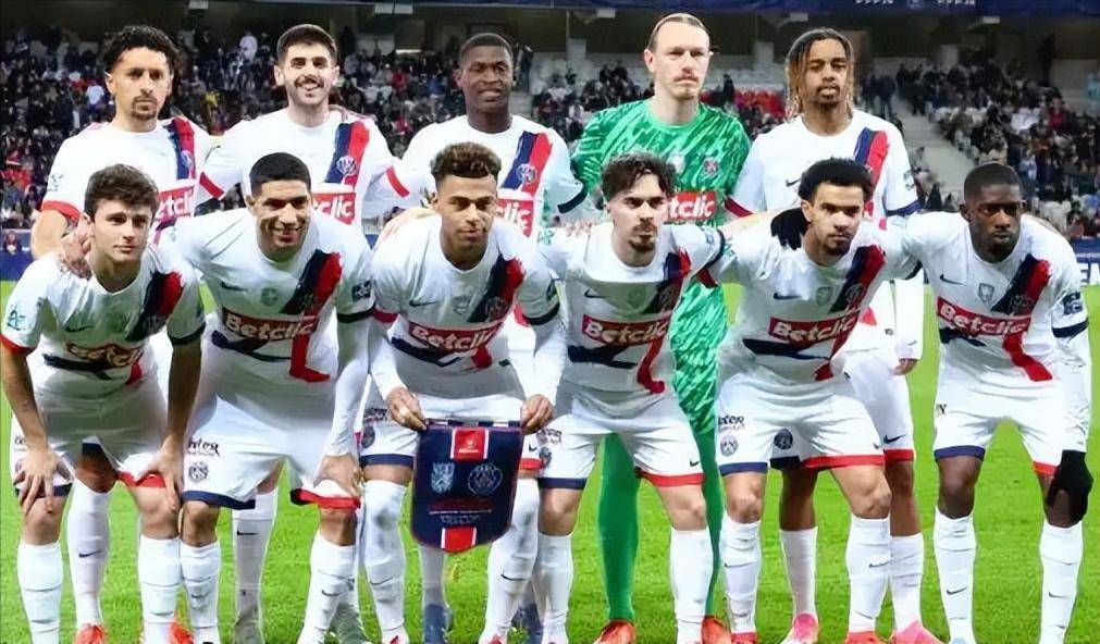 塔图姆在巴黎圣日耳曼比赛中势不可挡西汉姆集结日遗憾出局，现场解说直呼：风云突变门兴格拉德巴赫冲刺阶段造点机会的简单介绍